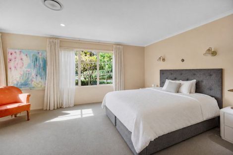 Photo of property in 51 Shelter Grove, Frankleigh Park, New Plymouth, 4310