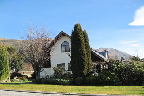 Photo of property in 72a Bills Way, Wanaka, 9305