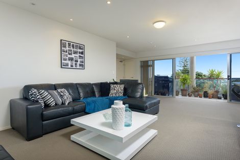 Photo of property in 3/1086 Papamoa Beach Road, Papamoa Beach, Papamoa, 3118