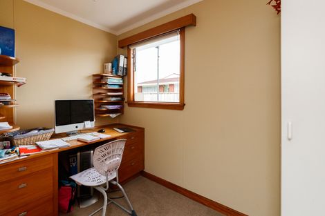Photo of property in 69a Albert Street, Palmerston North, 4414
