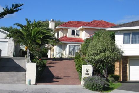 Photo of property in 25 Bronte Place, Somerville, Auckland, 2014