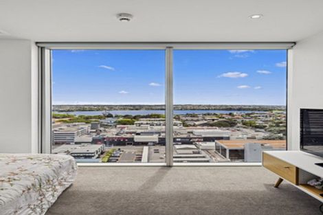 Photo of property in Sentinel Apartments, 1605/3 Northcroft Street, Takapuna, Auckland, 0622
