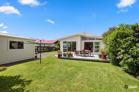 Photo of property in 135 Taita Drive, Avalon, Lower Hutt, 5011