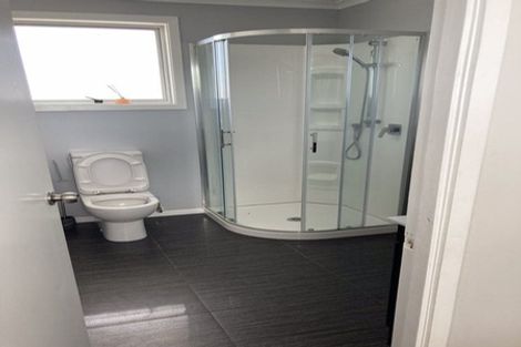 Photo of property in 112 Marne Road, Papakura, 2110