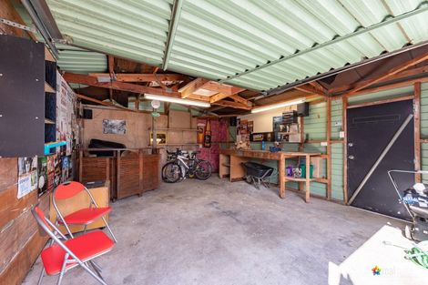 Photo of property in 21 Oaklands Grove, Clouston Park, Upper Hutt, 5018