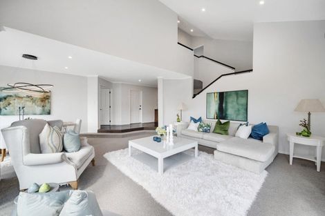 Photo of property in 6 Thirlmere Rise, Northpark, Auckland, 2013