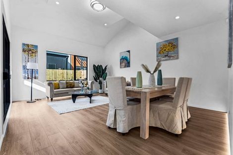 Photo of property in 11 Murray Grey Lane, Karaka, 2580