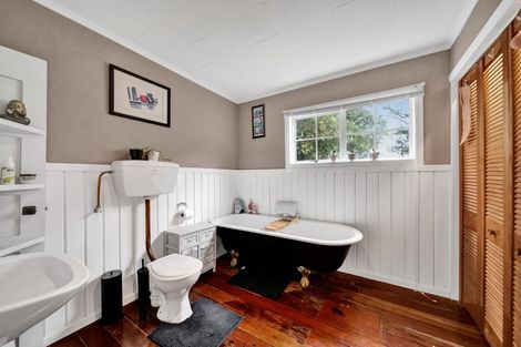 Photo of property in 61 Turuturu Road, Hawera, 4610