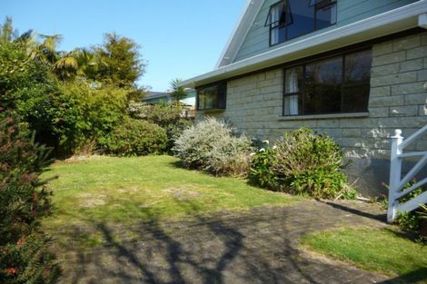 Photo of property in 1 Pohutukawa Drive, Pukete, Hamilton, 3200