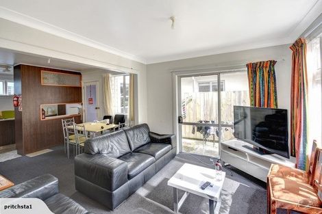 Photo of property in 84 Queen Street, North Dunedin, Dunedin, 9016