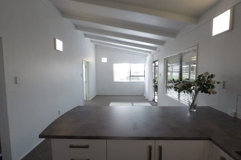 Photo of property in 10 Stuart Place, Blagdon, New Plymouth, 4310