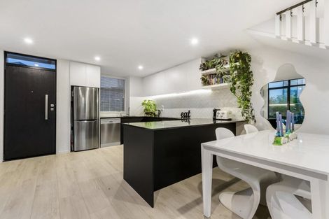 Photo of property in 7a Reg Pearce Way, Glen Innes, Auckland, 1072