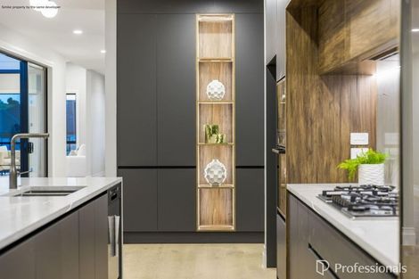 Photo of property in 13 Arawaru Avenue, Wainui, 0992