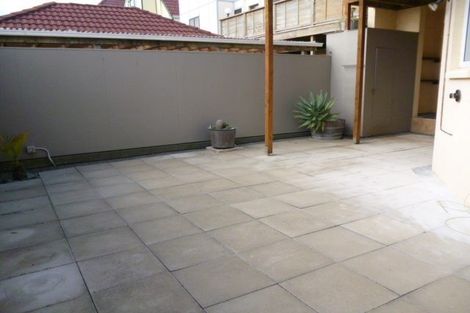 Photo of property in 427 Marine Parade, Napier South, Napier, 4110