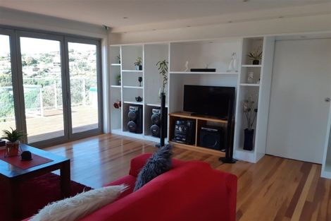 Photo of property in 93 Mount Pleasant Road, Mount Pleasant, Christchurch, 8081