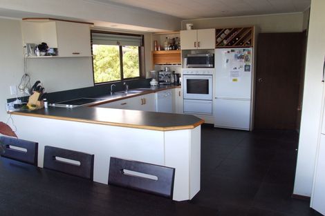 Photo of property in 2 Kempton Place, Richmond Heights, Taupo, 3330