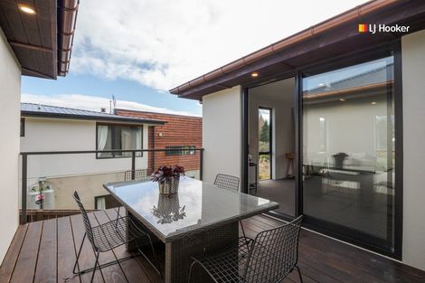 Photo of property in 27 Grandvista Drive, Green Island, Dunedin, 9018