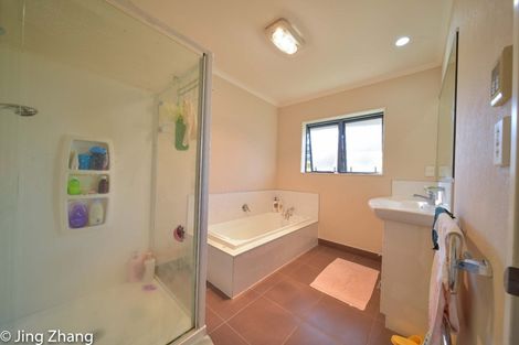 Photo of property in 161 Pacific Drive, Fitzherbert, Palmerston North, 4410