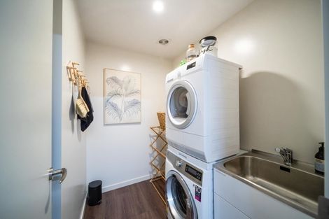 Photo of property in 6 Stamper Lane, Arthurs Point, Queenstown, 9371