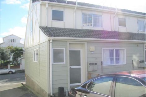 Photo of property in 44c Roxburgh Street, Mount Victoria, Wellington, 6011