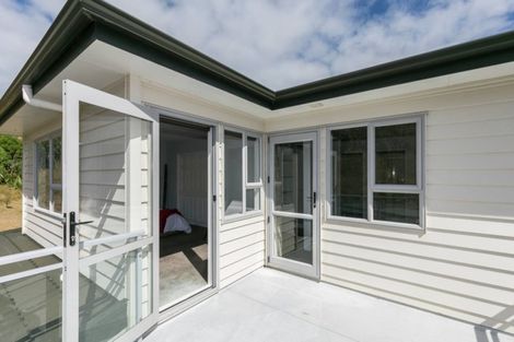 Photo of property in 11 Didsbury Grove, Churton Park, Wellington, 6037