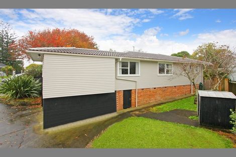Photo of property in 67 Hobart Crescent, Wattle Downs, Auckland, 2103