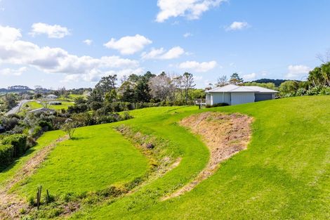 Photo of property in 11 Lupis Way, Kaiwaka, 0573