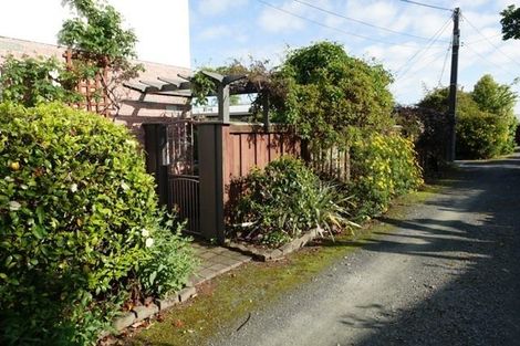 Photo of property in 69-69a Bronte Street East, Nelson, 7010