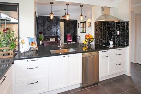 Photo of property in 722 Runciman Road, Runciman, Drury, 2578