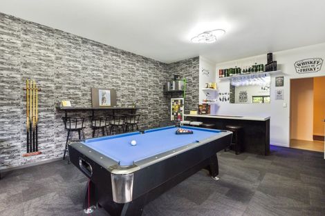 Photo of property in 4 Tupara Crescent, Kawaha Point, Rotorua, 3010