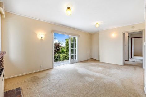 Photo of property in 143 Edmonton Road, Te Atatu South, Auckland, 0610