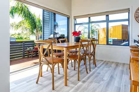 Photo of property in 103 Estuary View, Whangamata, 3620