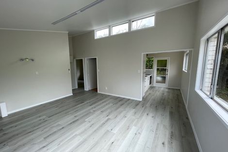 Photo of property in 1/33 Grassways Avenue, Pakuranga, Auckland, 2010