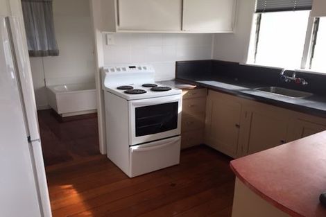 Photo of property in 16 Second Avenue, Avenues, Whangarei, 0110