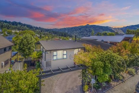 Photo of property in 44 Sunbrae Drive, Silverstream, Upper Hutt, 5019