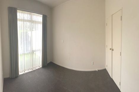 Photo of property in 2/1-5 Gleanor Avenue, Oteha, Auckland, 0632