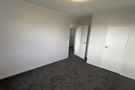 Photo of property in 7a Clayburn Road, Glen Eden, Auckland, 0602