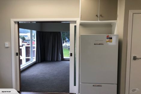 Photo of property in 217 Main Road, Tawa, Wellington, 5028