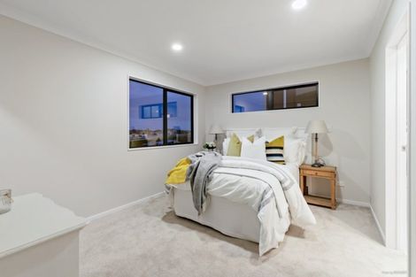Photo of property in 60 Lime Hill Rise, Flat Bush, Auckland, 2019