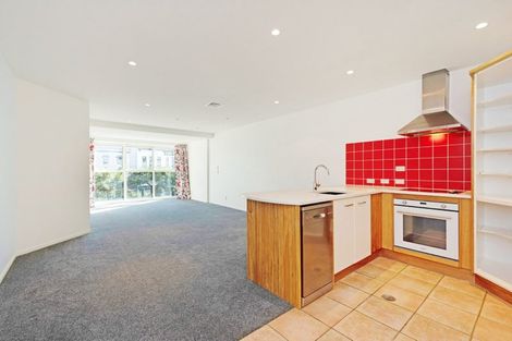 Photo of property in 3c/5 Kent Terrace, Mount Victoria, Wellington, 6011