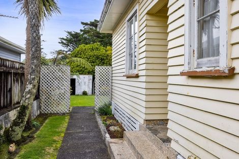 Photo of property in 41 Tokomaru Street, Welbourn, New Plymouth, 4312
