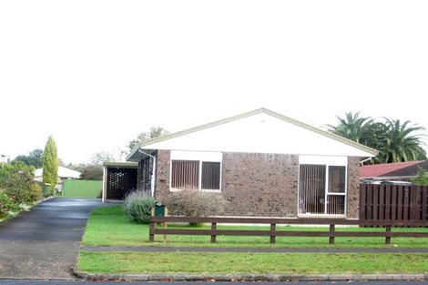 Photo of property in 2/14 Sturdee Road, Manurewa, Auckland, 2102