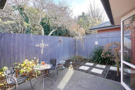 Photo of property in 2/17 Field Terrace, Upper Riccarton, Christchurch, 8041