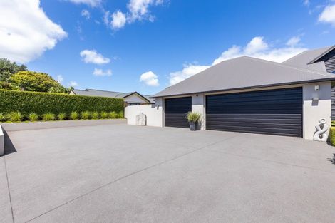 Photo of property in 5-7 Adam Lile Drive, Highlands Park, New Plymouth, 4312