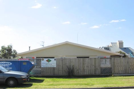 Photo of property in 42 Percy Road, Papamoa Beach, Papamoa, 3118