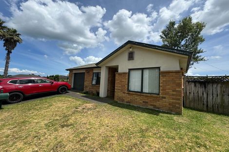 Photo of property in 21 Ashmere Lane, Weymouth, Auckland, 2103