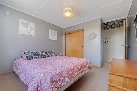 Photo of property in 14 Omahau Crescent, Twizel, 7901