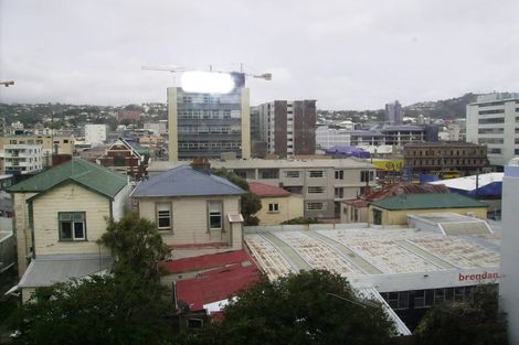 Photo of property in 2 Moncrieff Street, Mount Victoria, Wellington, 6011