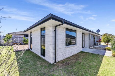 Photo of property in 45 Taioma Close, Papamoa, 3118