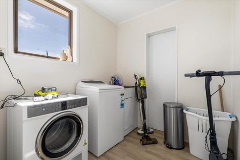 Photo of property in 19 Ben Keys Street, Te Puke, 3119